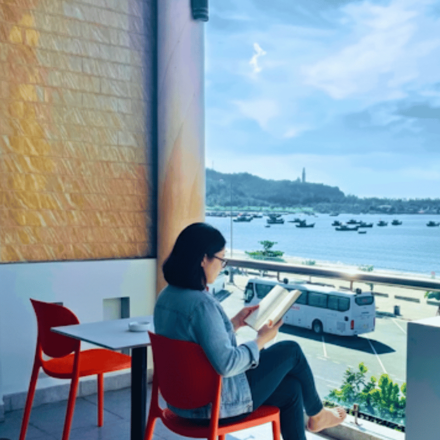 Khách sạn mặt biển Sơn Trà, khách sạn mặt biển Đà Nẵng, khách sạn view biển Đà Nẵng, khách sạn Đà Nẵng giá rẻ, khách sạn Sơn Trà Đà Nẵng, khách sạn gần biển Mỹ Khê, khách sạn view biển đẹp Đà Nẵng, khách sạn gần cầu Rồng Đà Nẵng, khách sạn nghỉ dưỡng Đà Nẵng, khách sạn gia đình Đà Nẵng