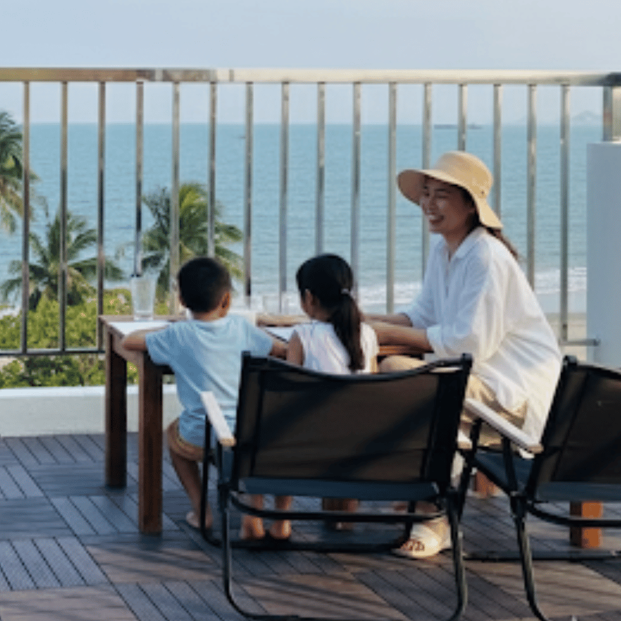 Khách sạn mặt biển Sơn Trà, khách sạn mặt biển Đà Nẵng, khách sạn view biển Đà Nẵng, khách sạn Đà Nẵng giá rẻ, khách sạn Sơn Trà Đà Nẵng, khách sạn gần biển Mỹ Khê, khách sạn view biển đẹp Đà Nẵng, khách sạn gần cầu Rồng Đà Nẵng, khách sạn nghỉ dưỡng Đà Nẵng, khách sạn gia đình Đà Nẵng