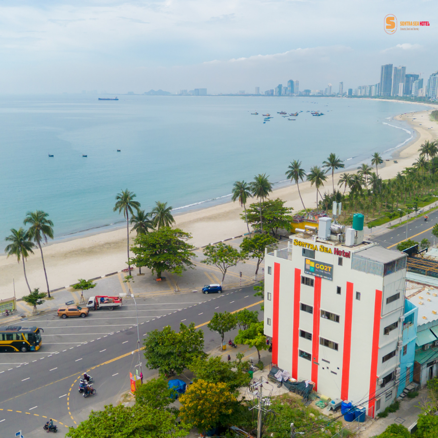 Toàn cảnh Sontra Sea Hotel đối diện biển Sơn Trà Đà Nẵng