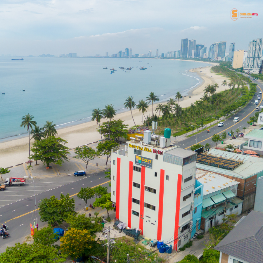 Khách sạn Sontra Sea Hotel đối diện biển Sơn Trà
