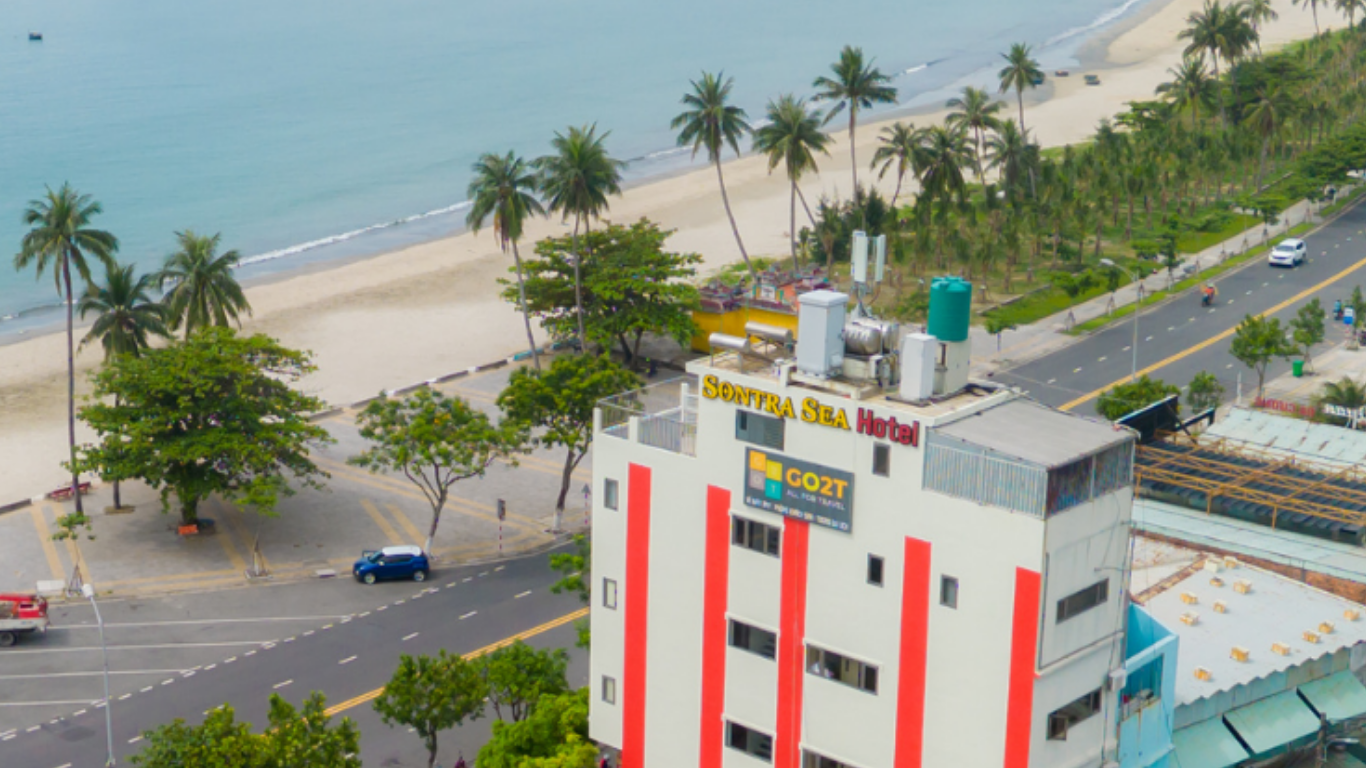 Khách sạn Sontra Sea Hotel đối diện biển Sơn Trà