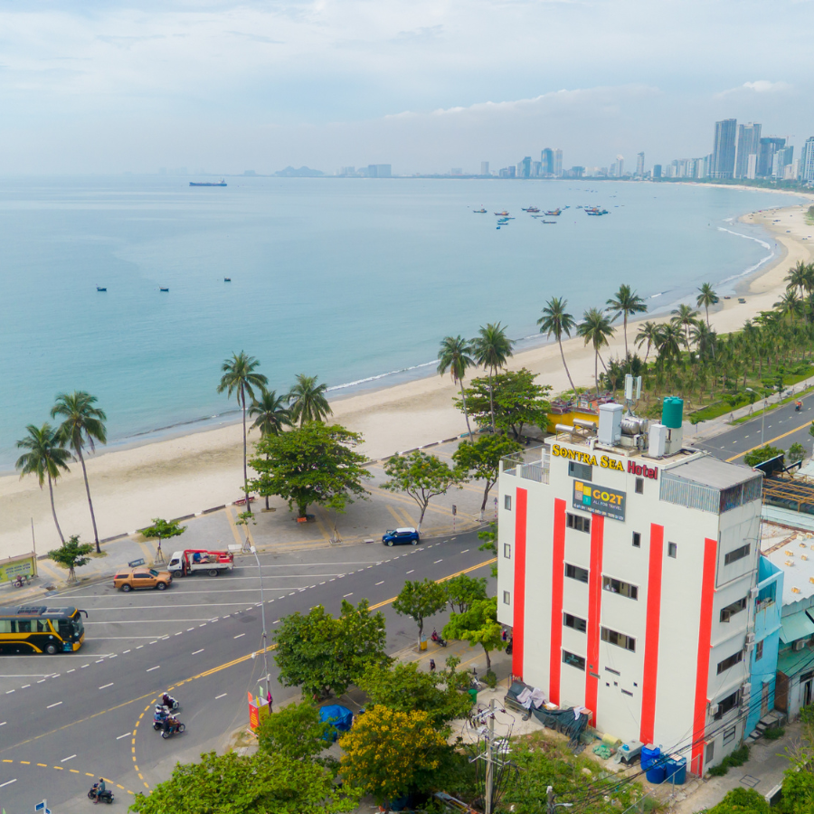 Toàn cảnh Chùa Linh Ứng và bán đảo Sơn Trà (Nguồn: Sontra Sea Hotel)