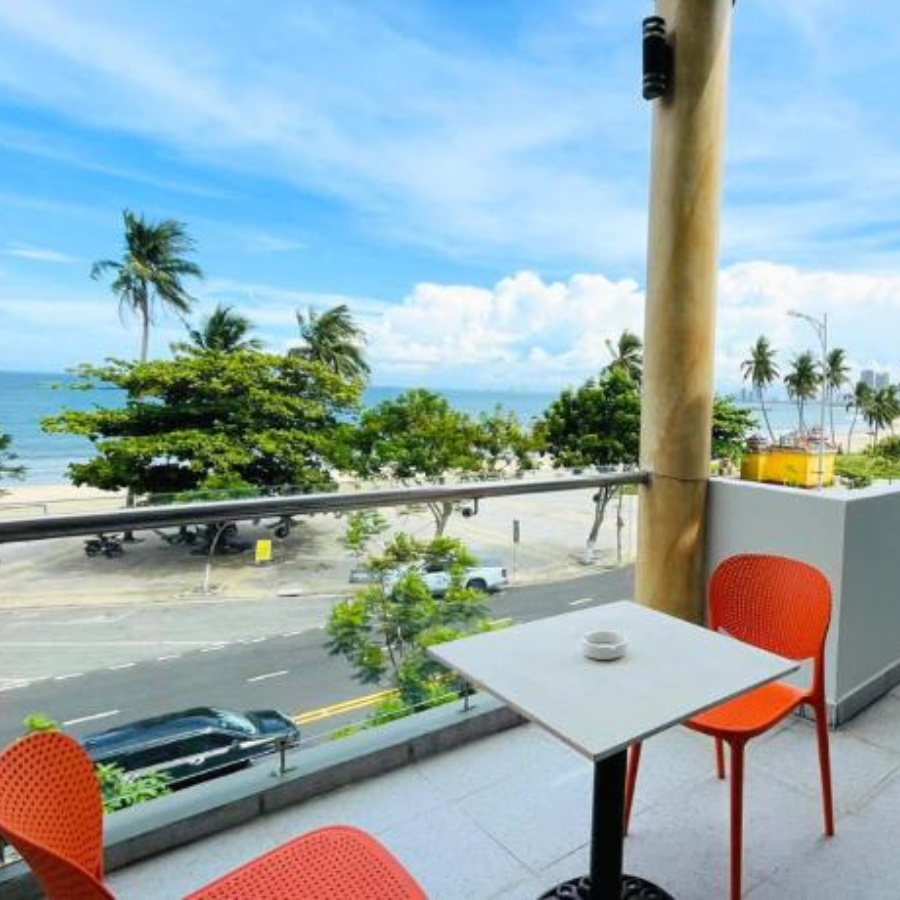 Khách sạn mặt biển Sơn Trà, khách sạn mặt biển Đà Nẵng, khách sạn view biển Đà Nẵng, khách sạn Đà Nẵng giá rẻ, khách sạn Sơn Trà Đà Nẵng, khách sạn gần biển Sơn Trà, khách sạn view biển đẹp Đà Nẵng, khách sạn gần cầu Rồng Đà Nẵng, khách sạn nghỉ dưỡng Đà Nẵng, khách sạn gia đình Đà Nẵng