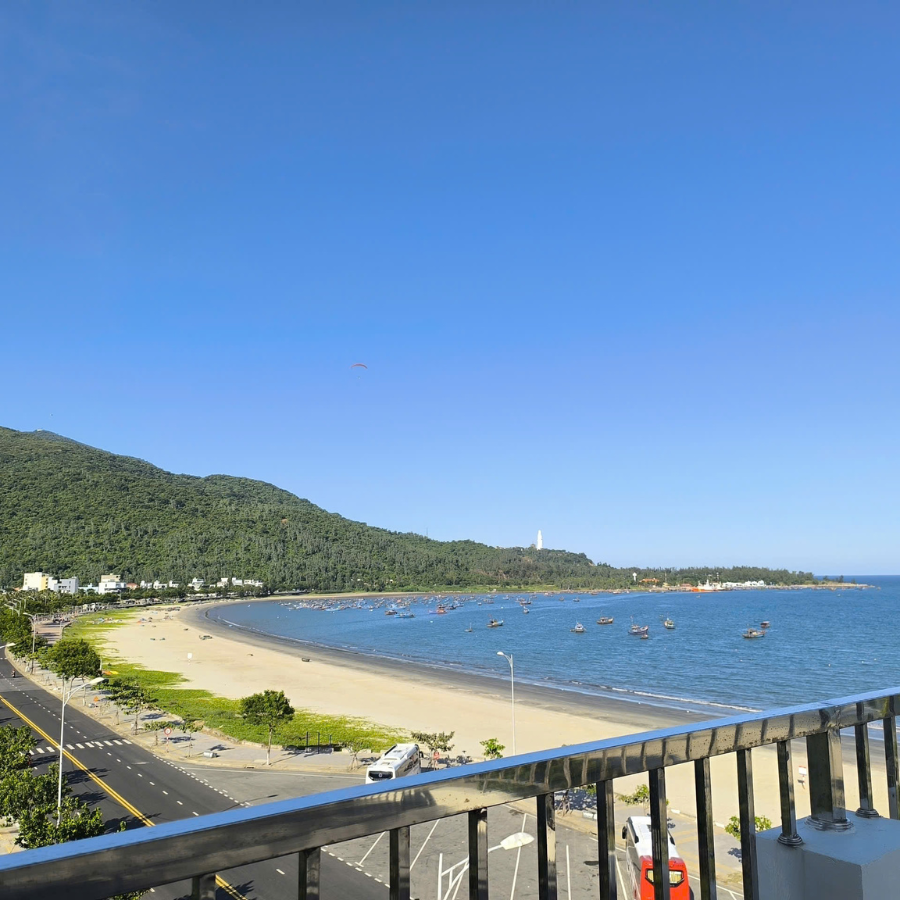 khách sạn Đà Nẵng giá rẻ, khách sạn mặt biển Sơn Trà, khách sạn mặt biển Đà Nẵng, khách sạn view biển Đà Nẵng, khách sạn Sơn Trà Đà Nẵng