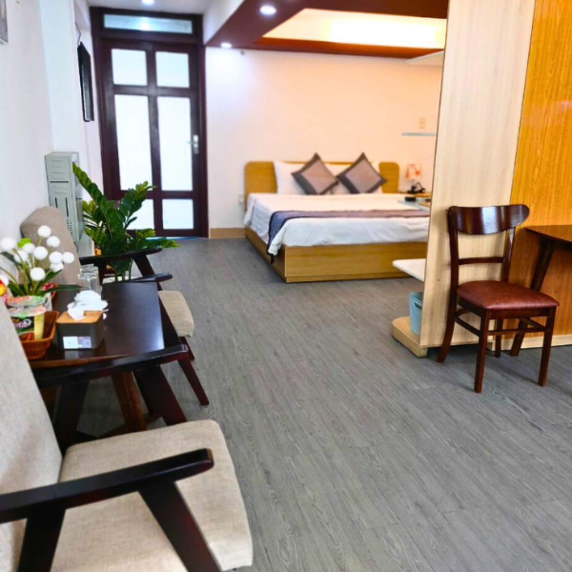 Khách sạn mặt biển Sơn Trà, Khách sạn mặt biển Đà Nẵng, Khách sạn view biển Đà Nẵng, Khách sạn Đà Nẵng giá rẻ, Khách sạn Sơn Trà Đà Nẵng.