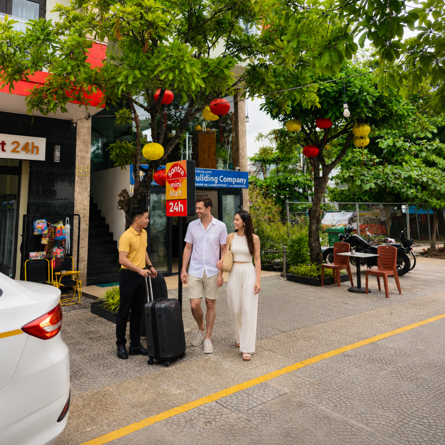 Khách sạn mặt biển Sơn Trà, khách sạn mặt biển Đà Nẵng, khách sạn view biển Đà Nẵng, khách sạn Đà Nẵng giá rẻ, khách sạn Sơn Trà Đà Nẵng, Khách sạn gần biển Sơn Trà, khách sạn view biển đẹp Đà Nẵng, khách sạn gần cầu Rồng Đà Nẵng, khách sạn nghỉ dưỡng Đà Nẵng, khách sạn gia đình Đà Nẵng, Khách sạn hỗ trợ thuê xe máy Đà Nẵng, Khách sạn hỗ trợ đặt vé máy bay Đà Nẵng, Khách sạn đưa đón sân bay Đà Nẵng
